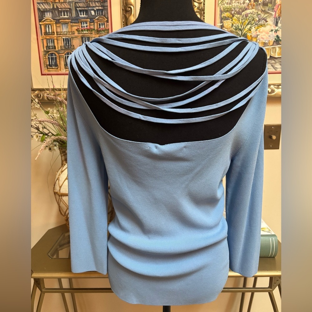 CYRUS LIGHT BLUE KNIT TOP MULTI STRAP SCOOP BACK DESIGN SIZE MEDIUM NEW
